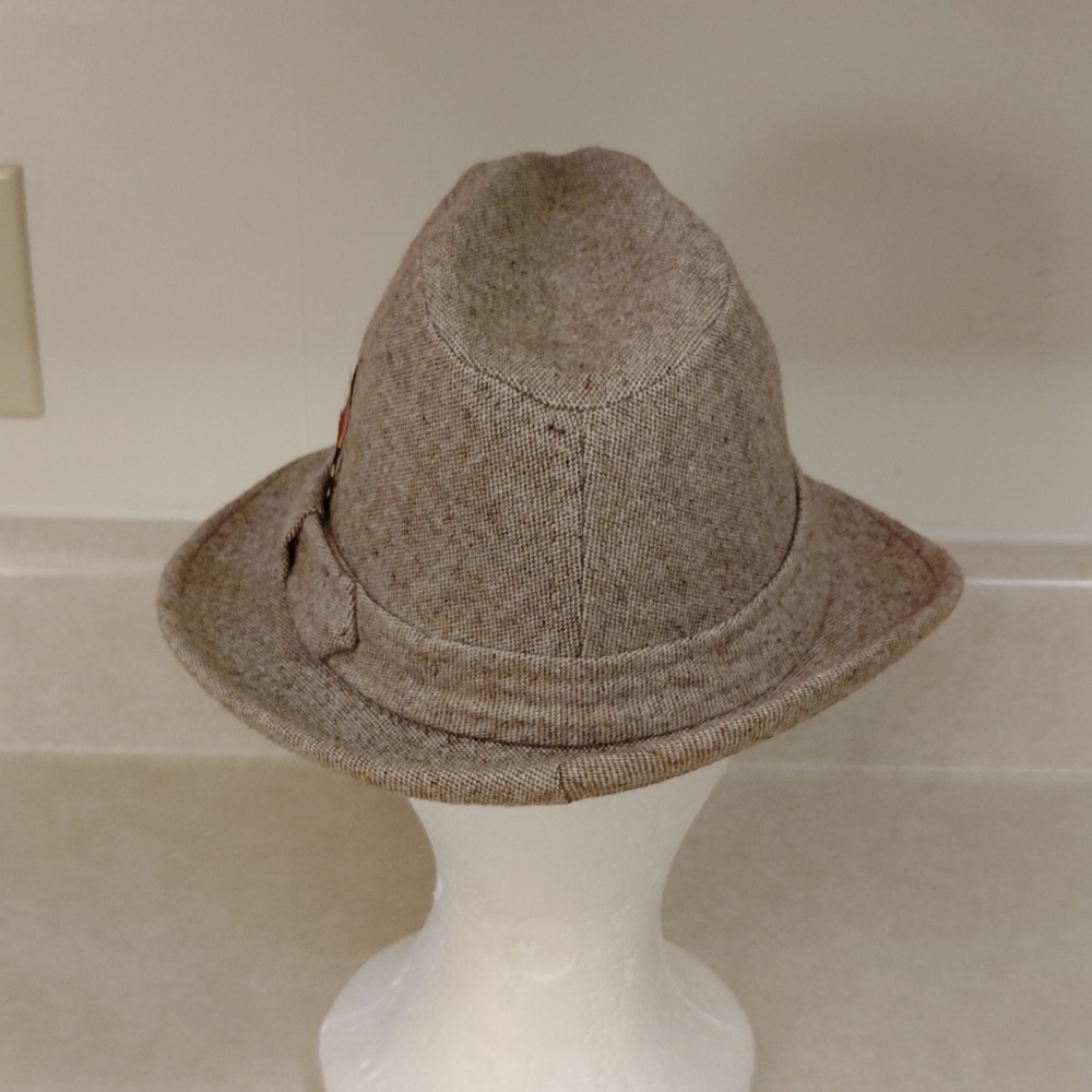ParkRoyal Stylish Beige Fedora with Feather Detail - Picture 3 of 8